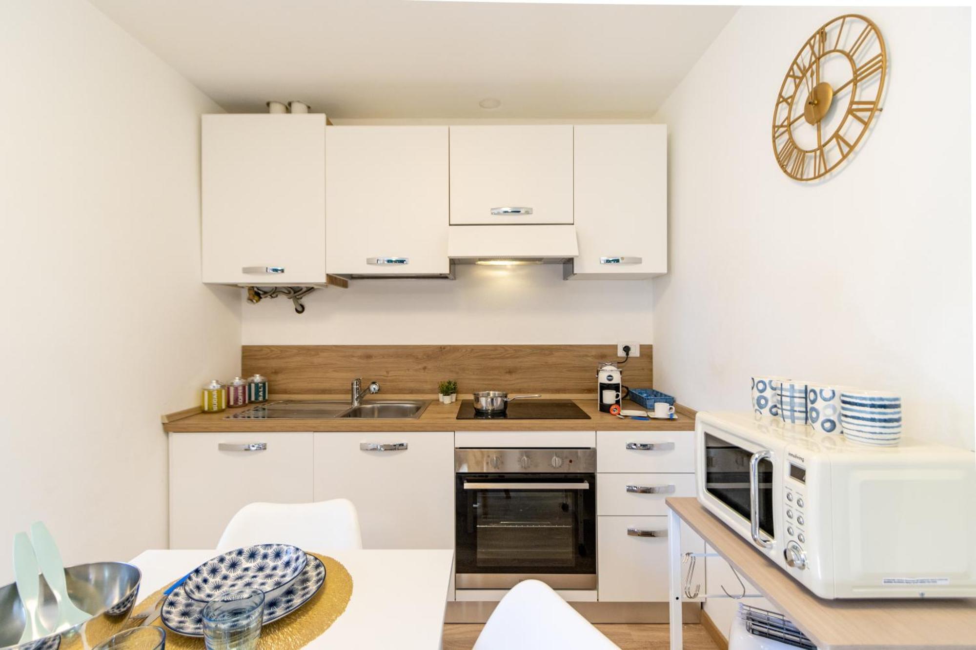 Golden Lake - Luxury Apartment ☆☆☆☆☆ - 100M From The Lake Baveno Luaran gambar