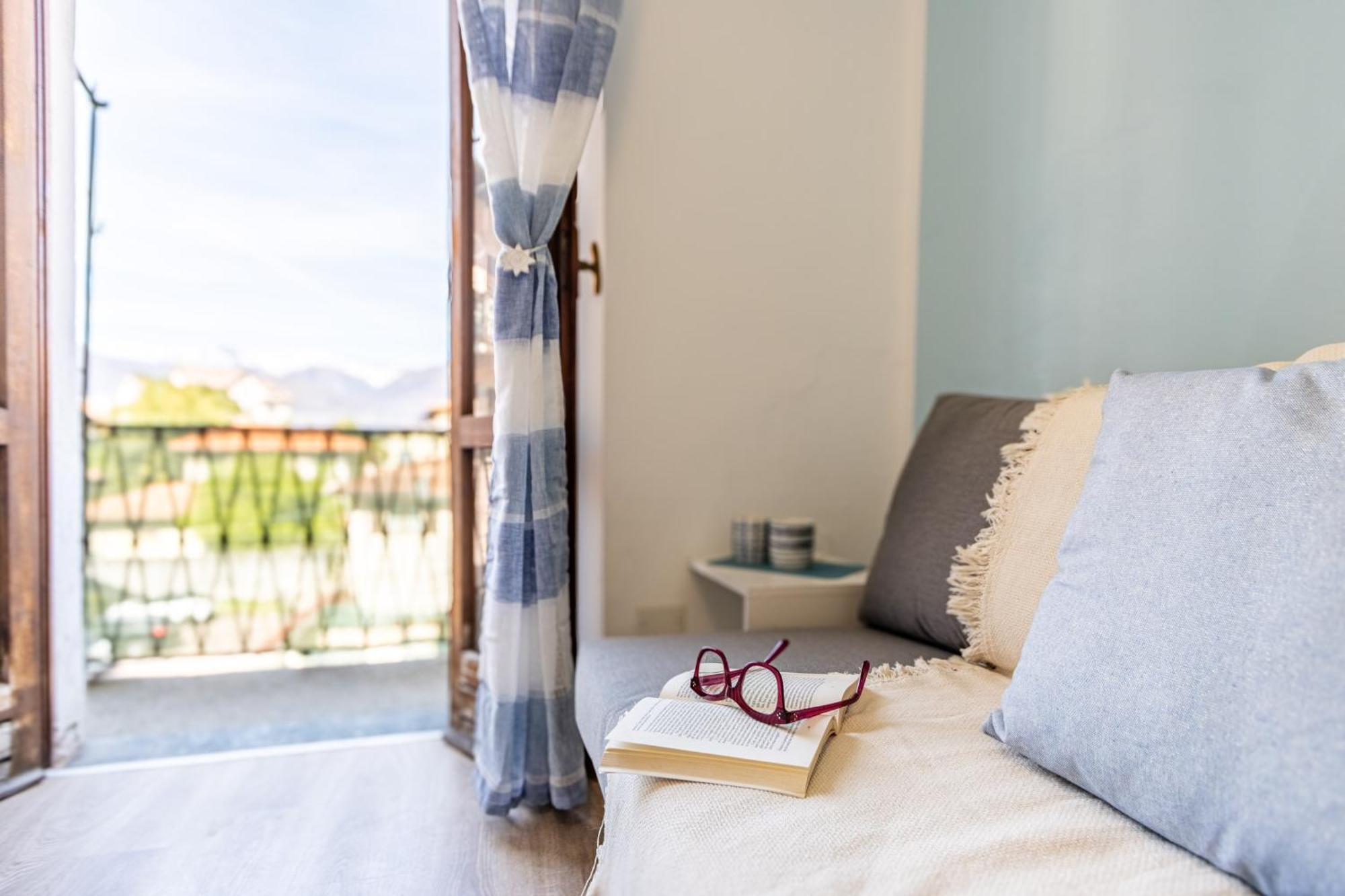 Golden Lake - Luxury Apartment ☆☆☆☆☆ - 100M From The Lake Baveno Luaran gambar