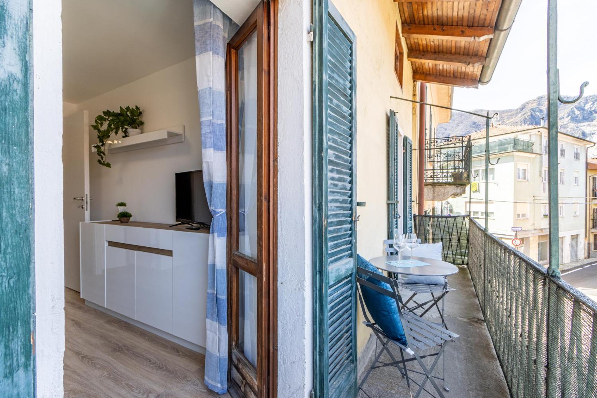 Golden Lake - Luxury Apartment ☆☆☆☆☆ - 100M From The Lake Baveno Luaran gambar