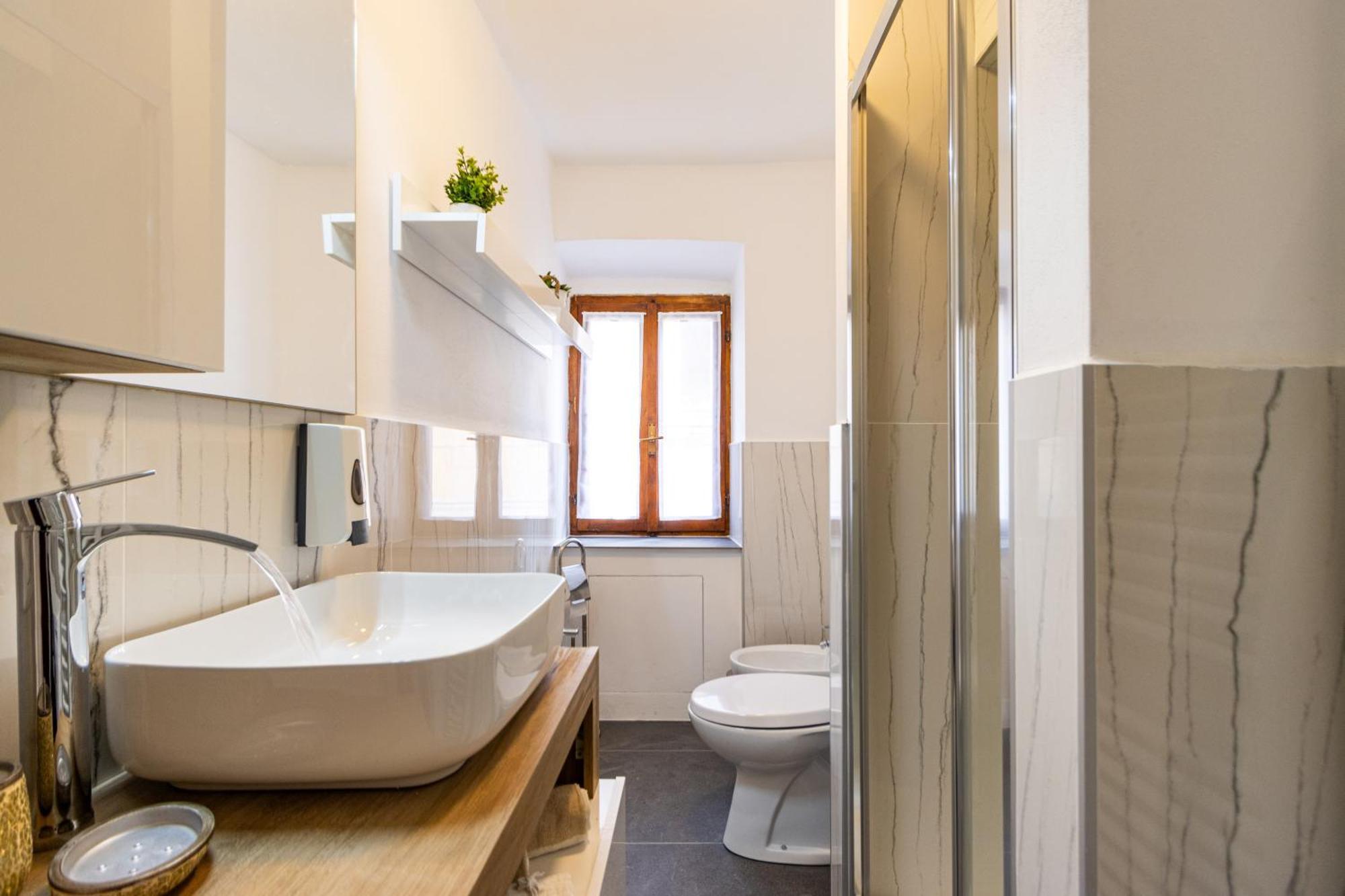 Golden Lake - Luxury Apartment ☆☆☆☆☆ - 100M From The Lake Baveno Luaran gambar
